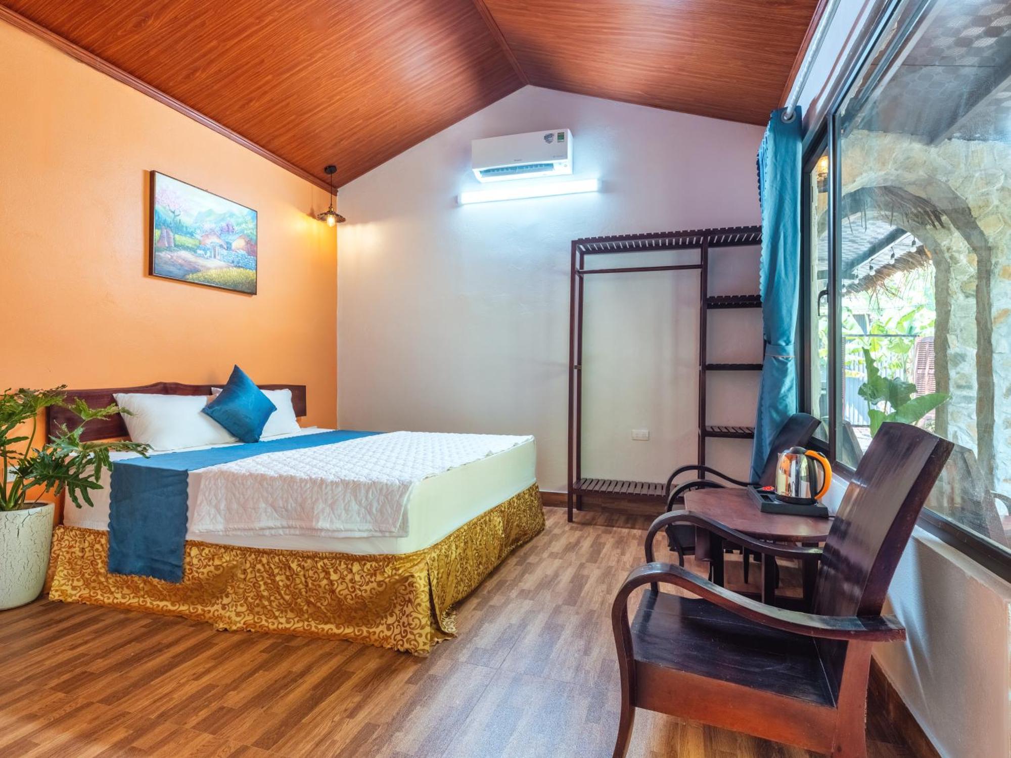 Cozy Beer Garden Homestay นิญบิ่ญ ภายนอก รูปภาพ