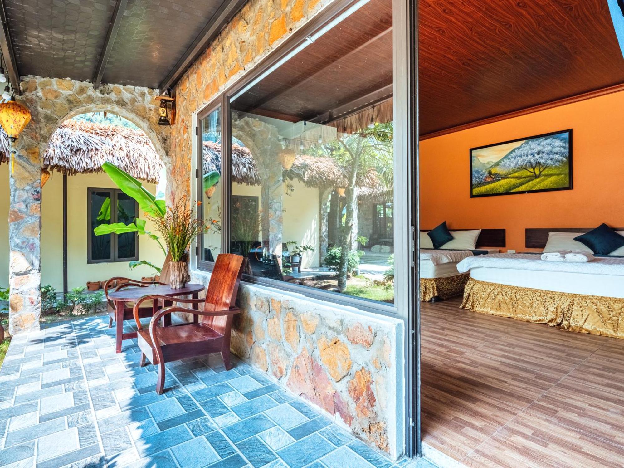 Cozy Beer Garden Homestay นิญบิ่ญ ภายนอก รูปภาพ